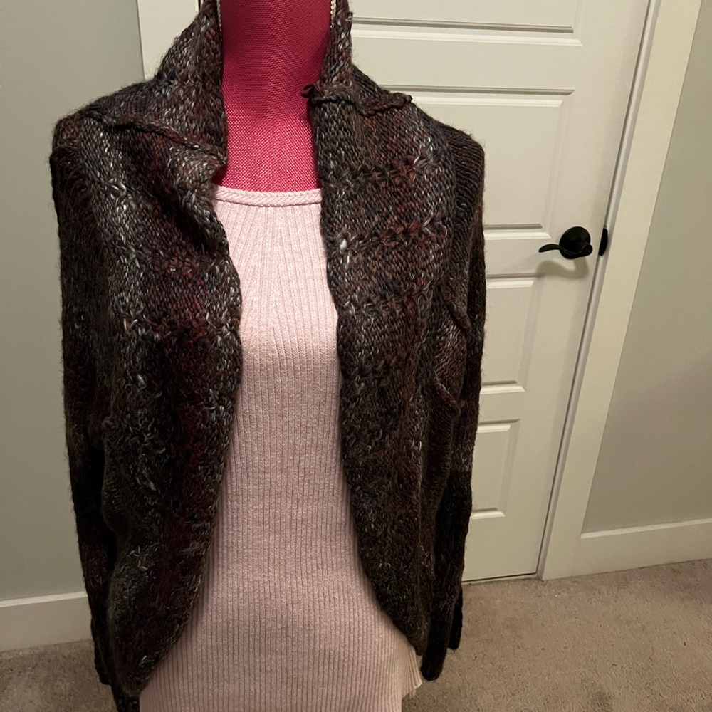 Prana knitted long sleeved sweater.